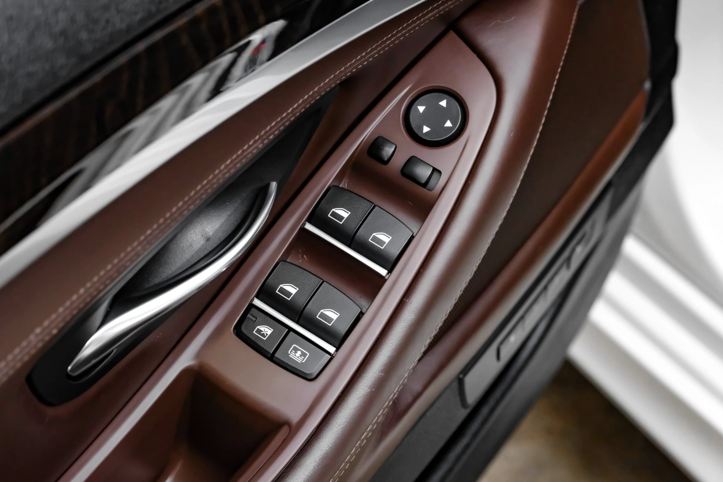 Used 2014 BMW 550i Sedan RWD image 35