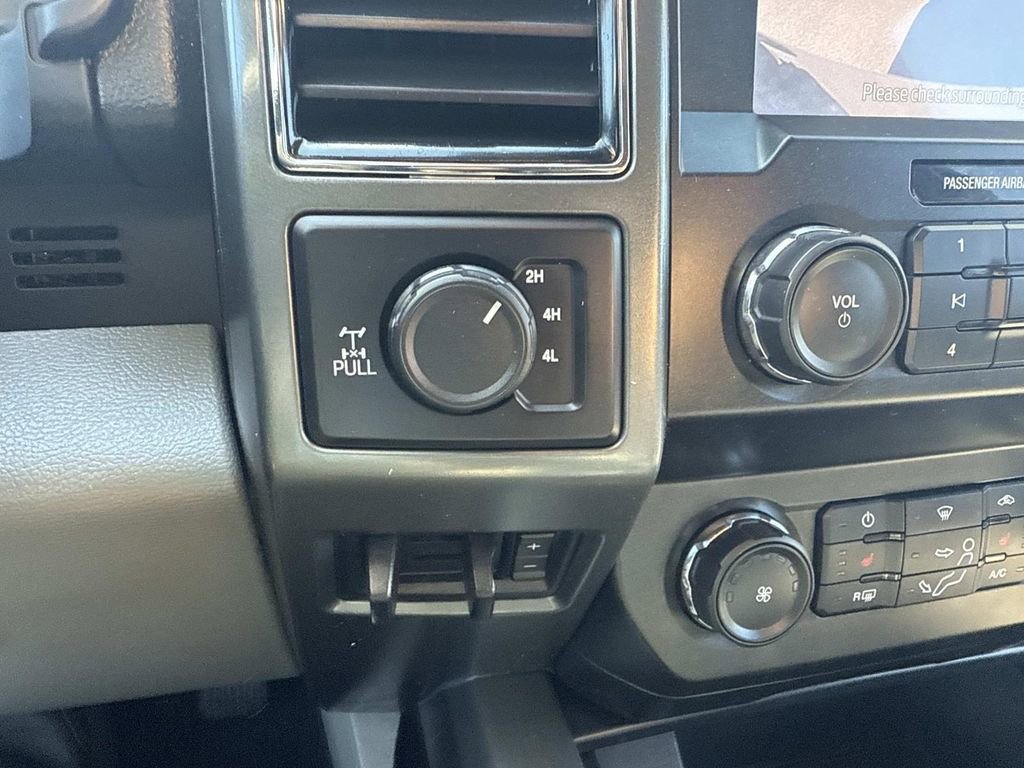 Used 2021 Ford F250 XLT w/ XLT Premium Package AWD/4WD image 24