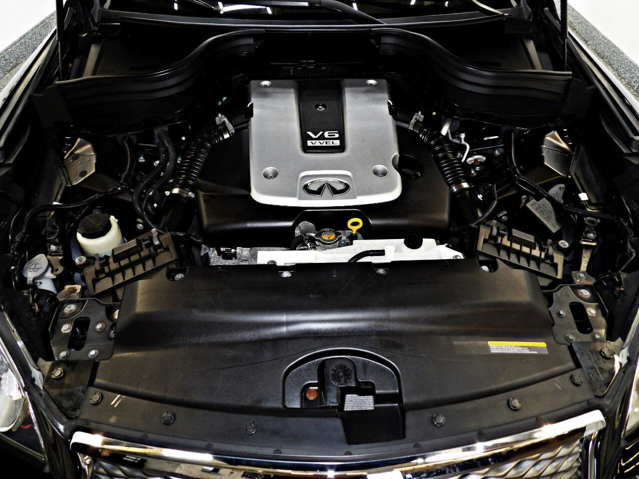 Used 2017 INFINITI QX50 AWD image 23