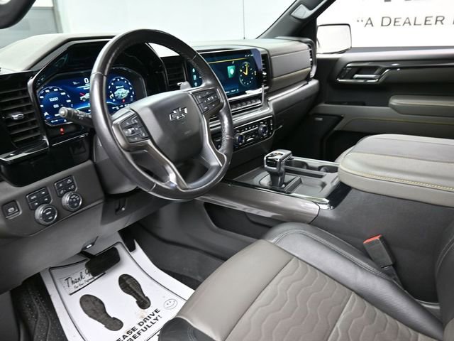 Used 2023 Chevrolet Silverado 1500 ZR2 image 18