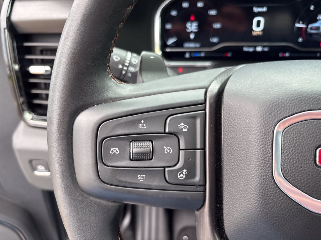 Certified 2025 GMC Sierra 1500 AT4 w/ AT4 Premium Package AWD/4WD image 28