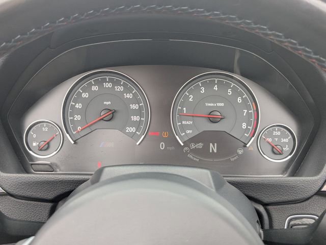 Used 2016 BMW M4 Convertible image 13