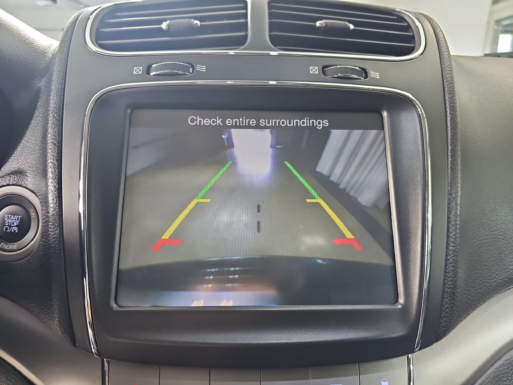 Used 2016 Dodge Journey Crossroad w/ Popular Equipment Group FWD image 28