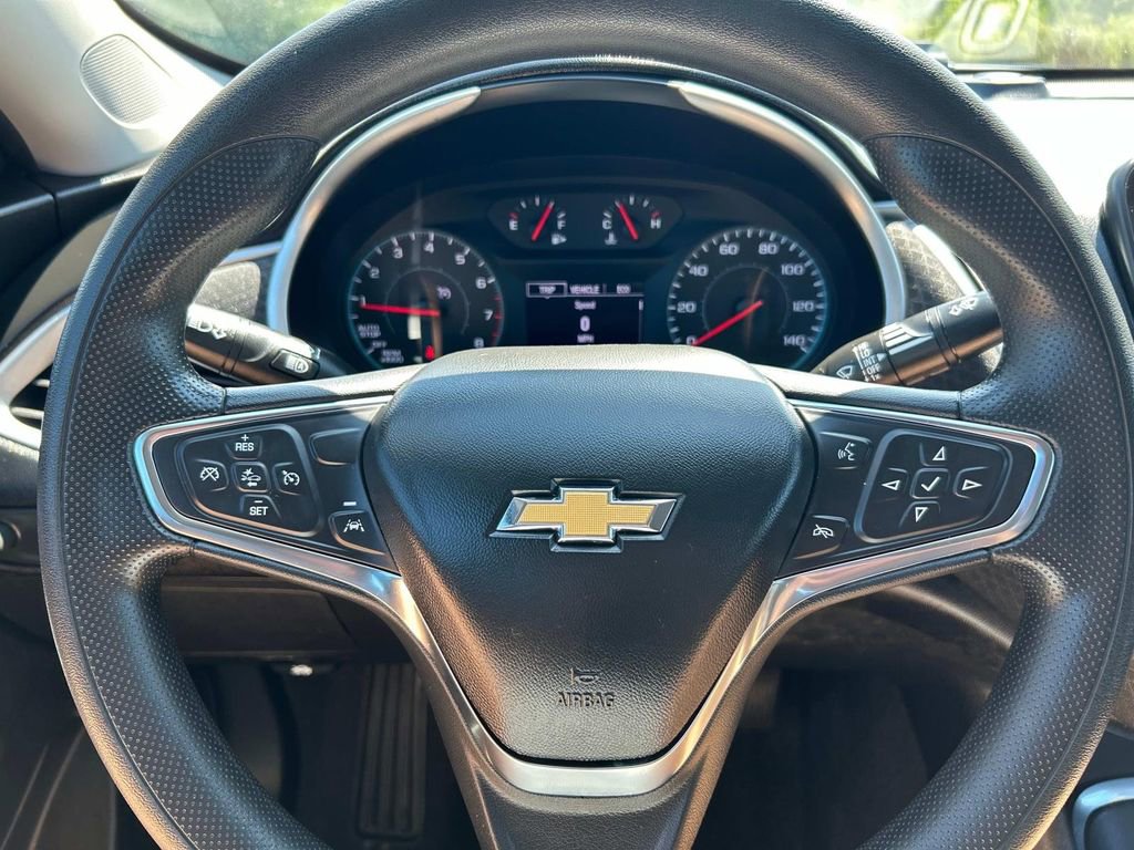 Used 2023 Chevrolet Malibu LT image 26