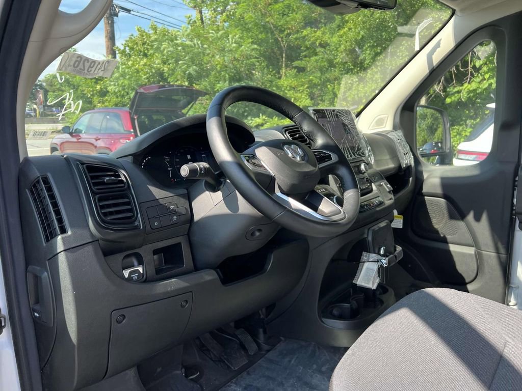New 2024 RAM ProMaster 3500 w/ Delivery Van Package FWD image 16