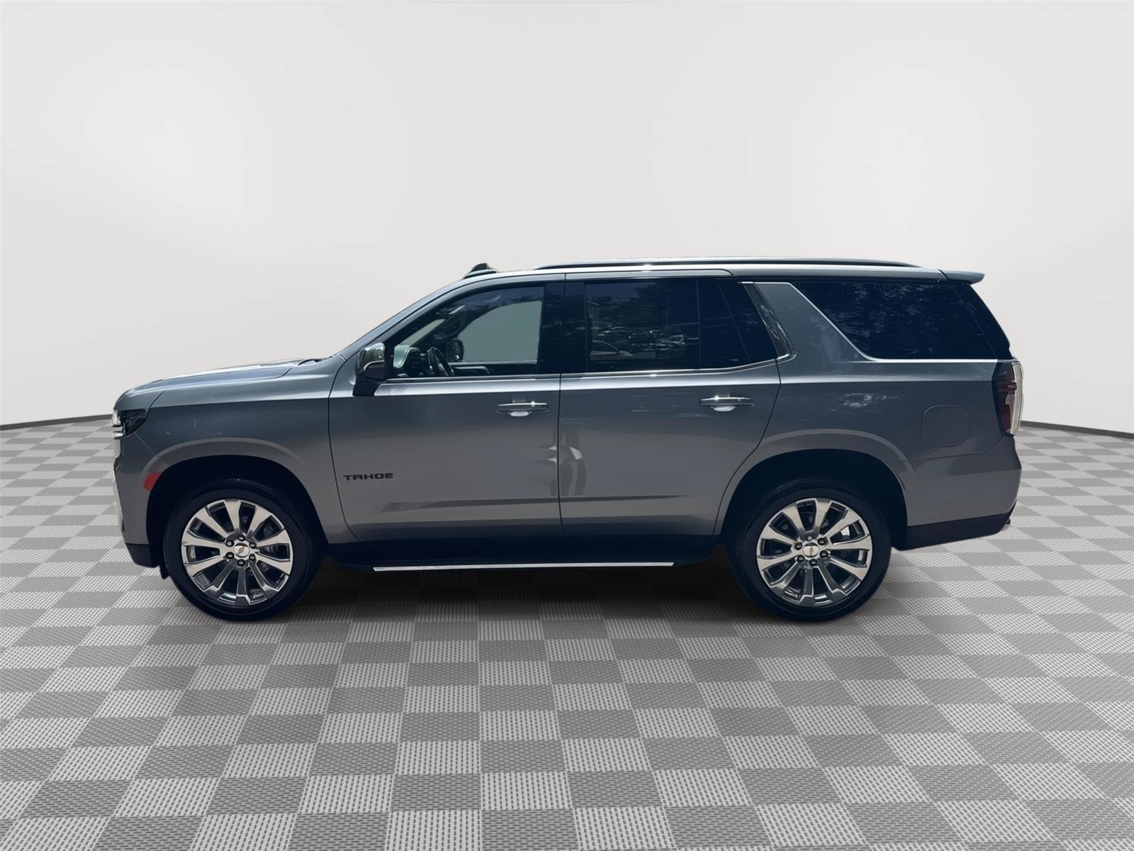 Used 2023 Chevrolet Tahoe Premier AWD/4WD image 9