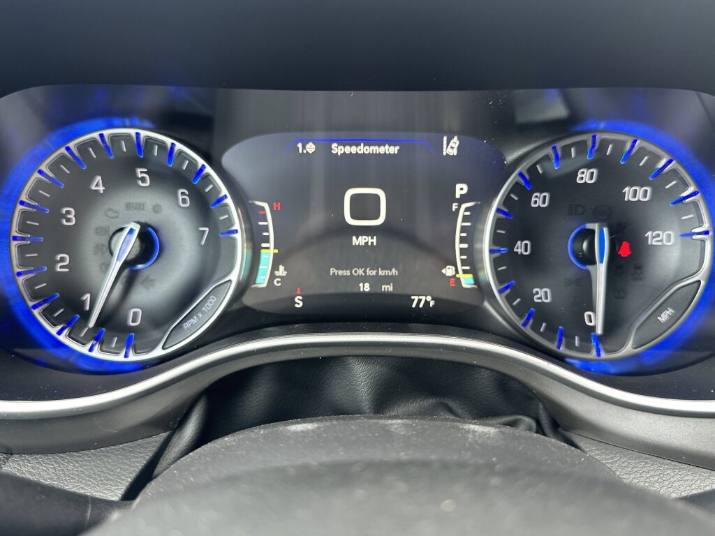 New 2026 Chrysler Pacifica Select image 19