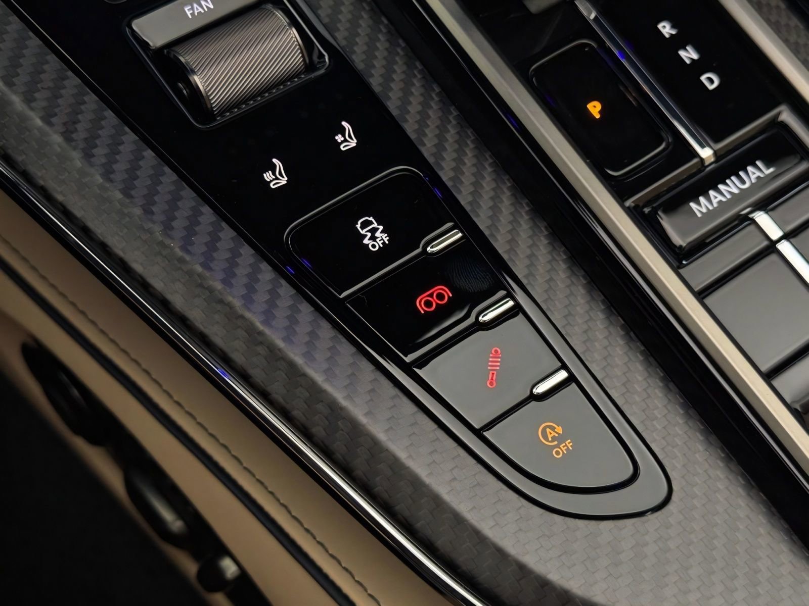 New 2026 Aston Martin V8 Vantage Coupe RWD image 41
