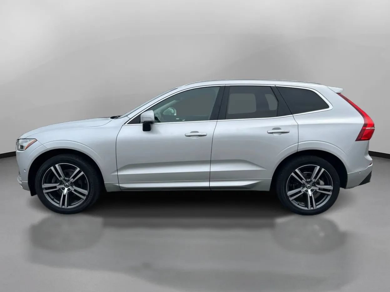 Used 2019 Volvo XC60 T5 Momentum w/ Multimedia Package AWD/4WD image 15