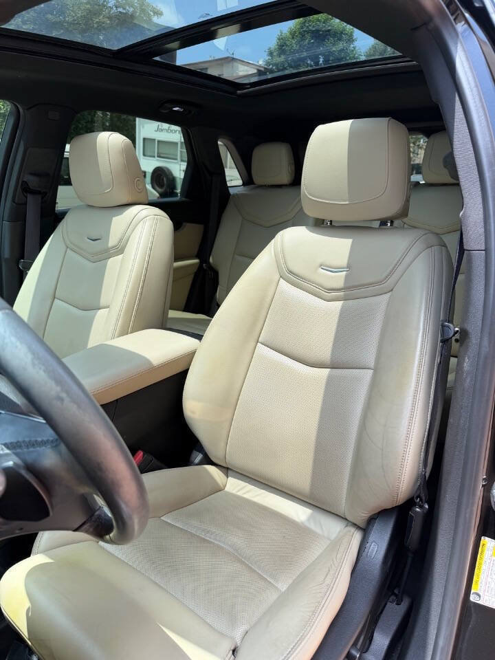 Used 2017 Cadillac XT5 Premium Luxury w/ Driver Assist Package FWD image 22