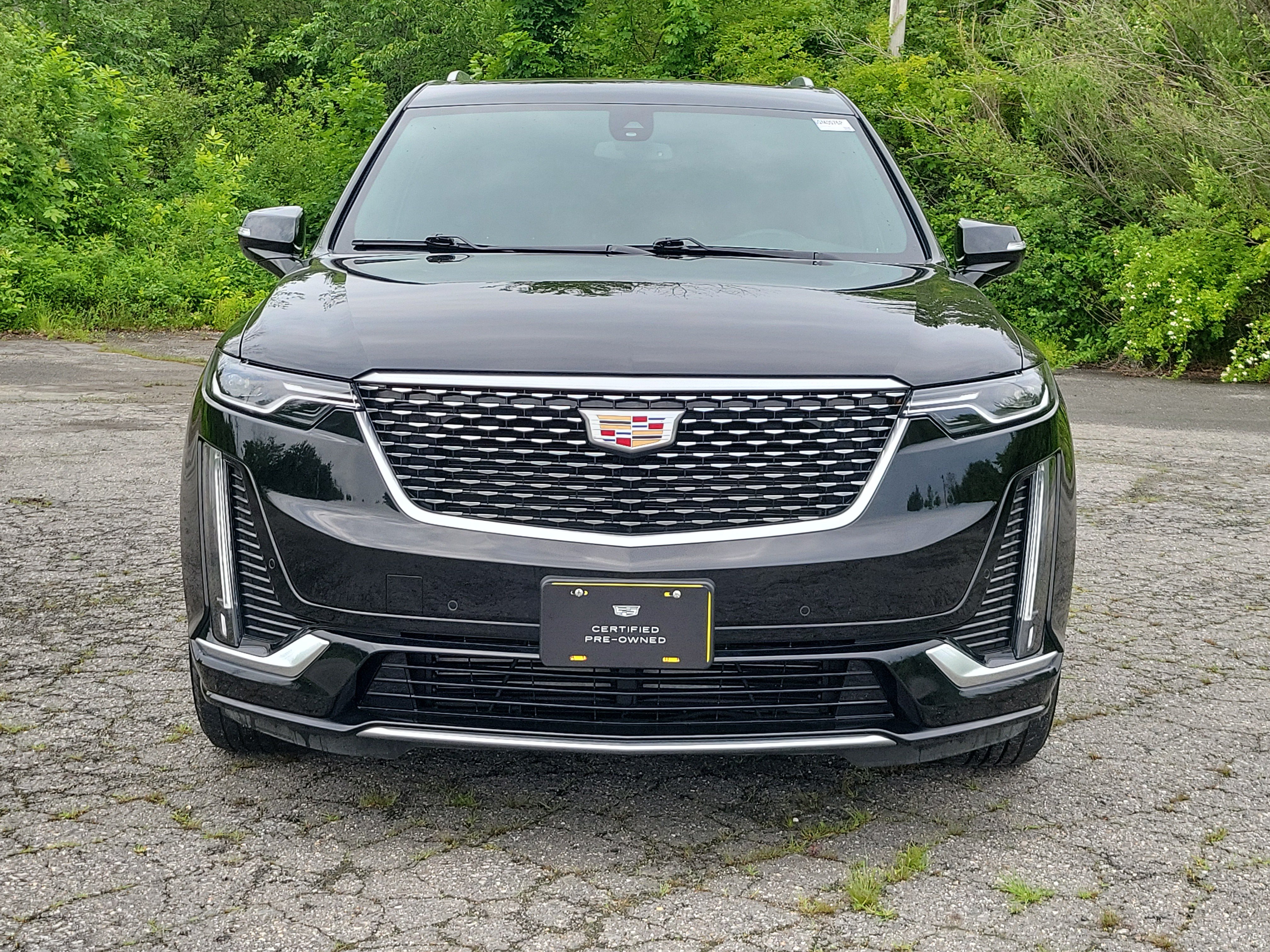Certified 2024 Cadillac XT6 Luxury AWD/4WD image 2