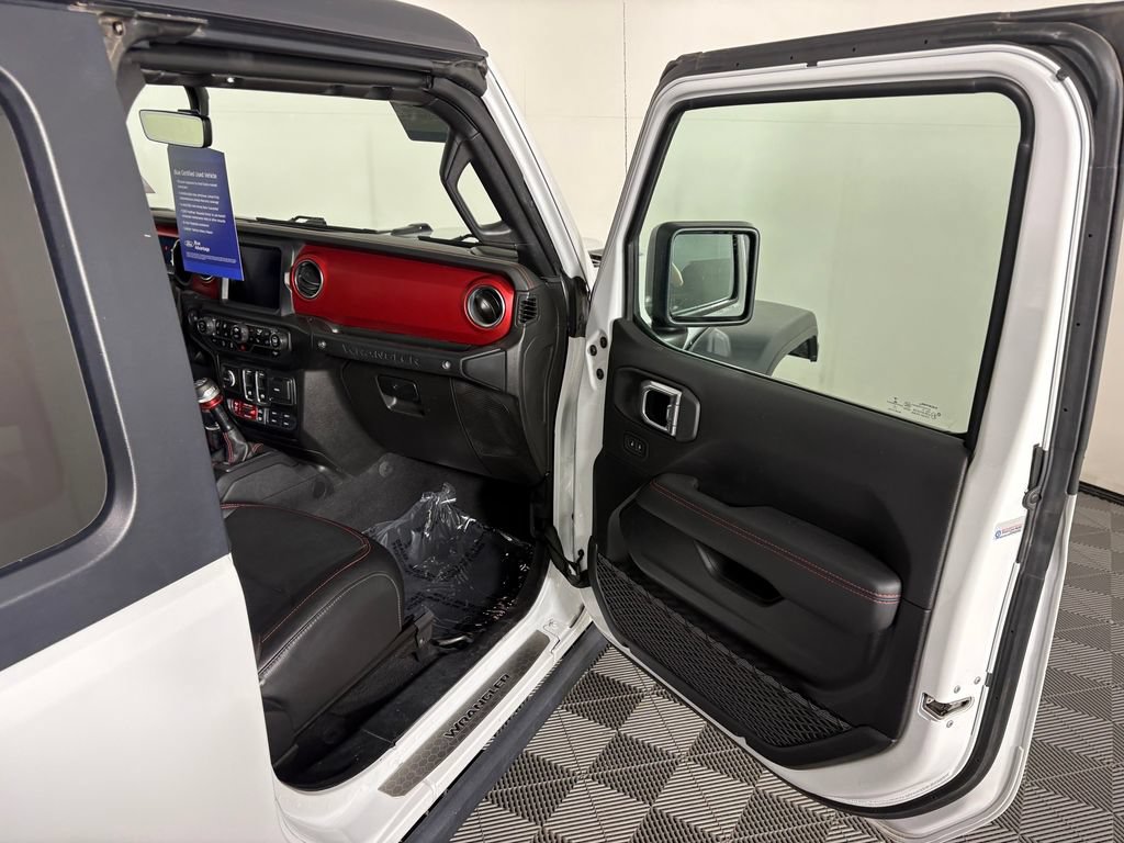 Used 2021 Jeep Wrangler Rubicon AWD/4WD image 30