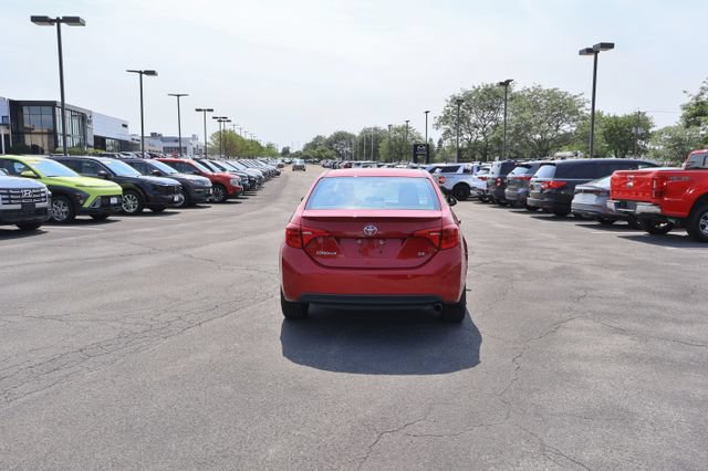 Used 2018 Toyota Corolla SE FWD image 6