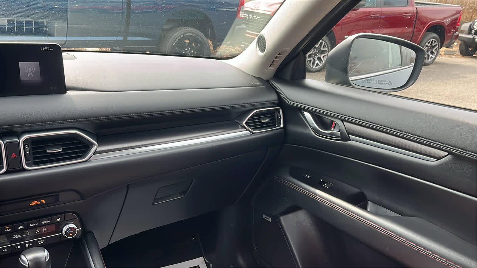 Used 2023 MAZDA CX-5 Carbon Edition image 28