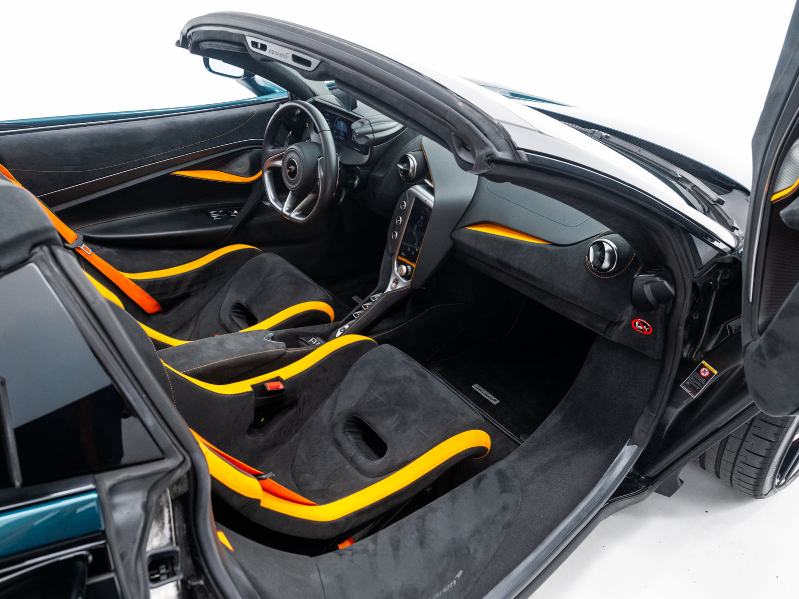 Used 2024 McLaren 750S Spider RWD image 35