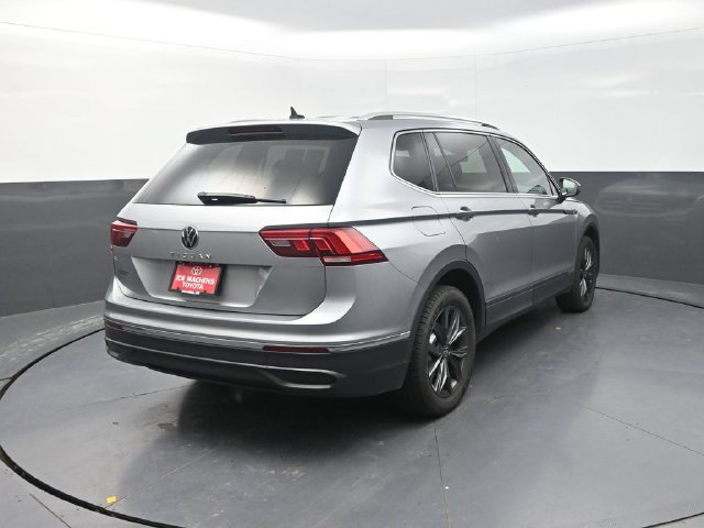 Used 2023 Volkswagen Tiguan SE FWD image 8