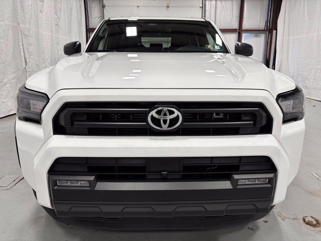 Used 2026 Toyota 4Runner SR5 AWD/4WD image 2