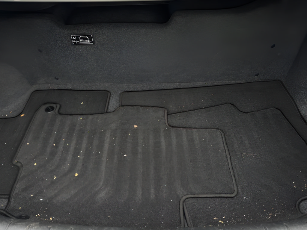 Used 2015 Honda Accord Touring image 11