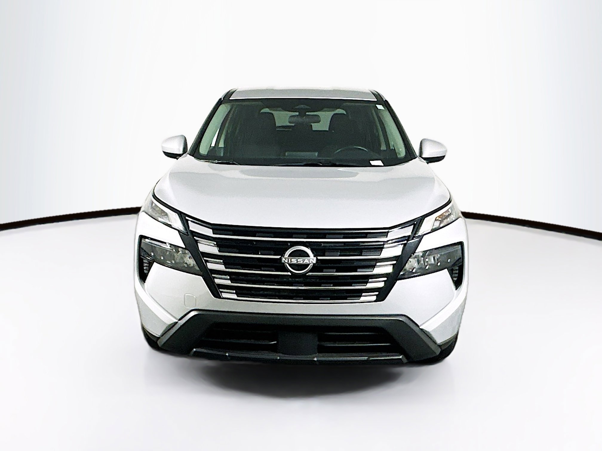 Used 2025 Nissan Rogue SV FWD image 2