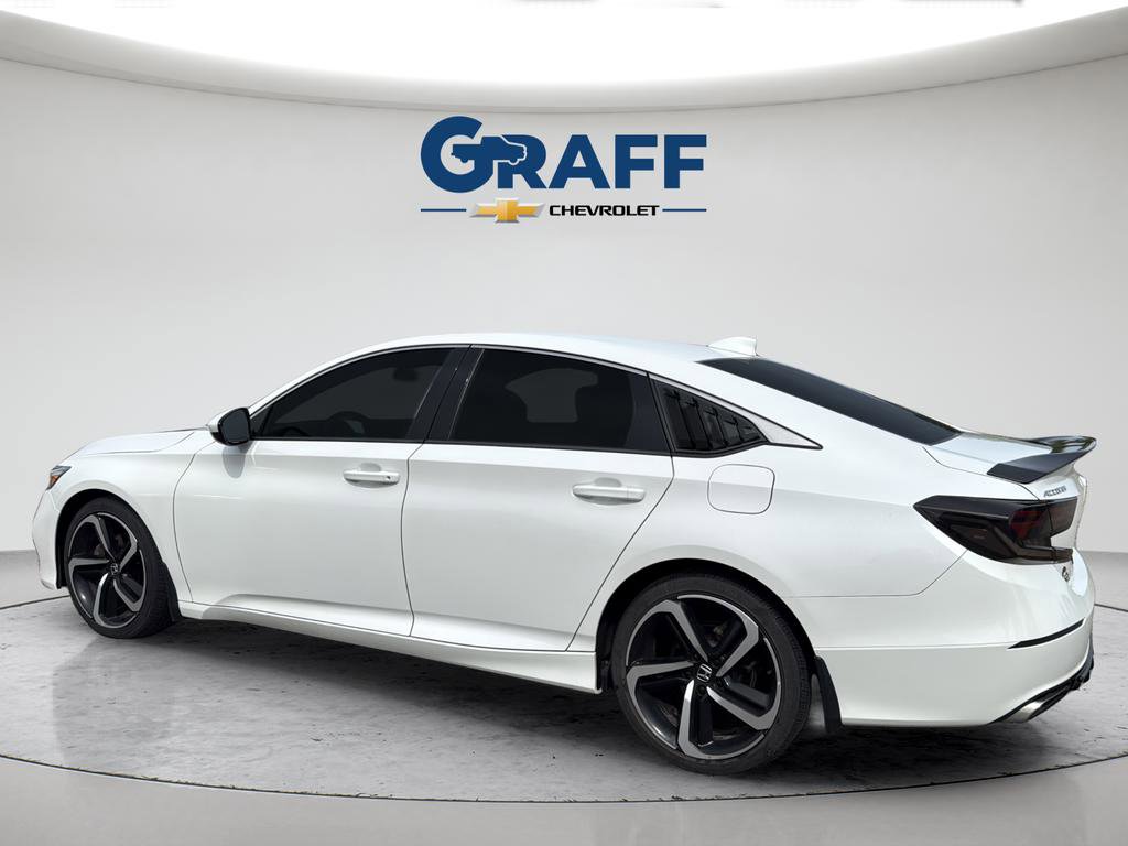 Used 2019 Honda Accord Sport image 4