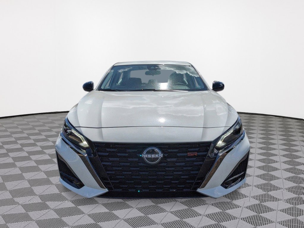 New 2025 Nissan Altima 2.5 SR w/ SR Premium Package image 9