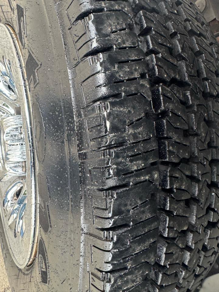 Used 2012 Chevrolet Express 1500 image 10