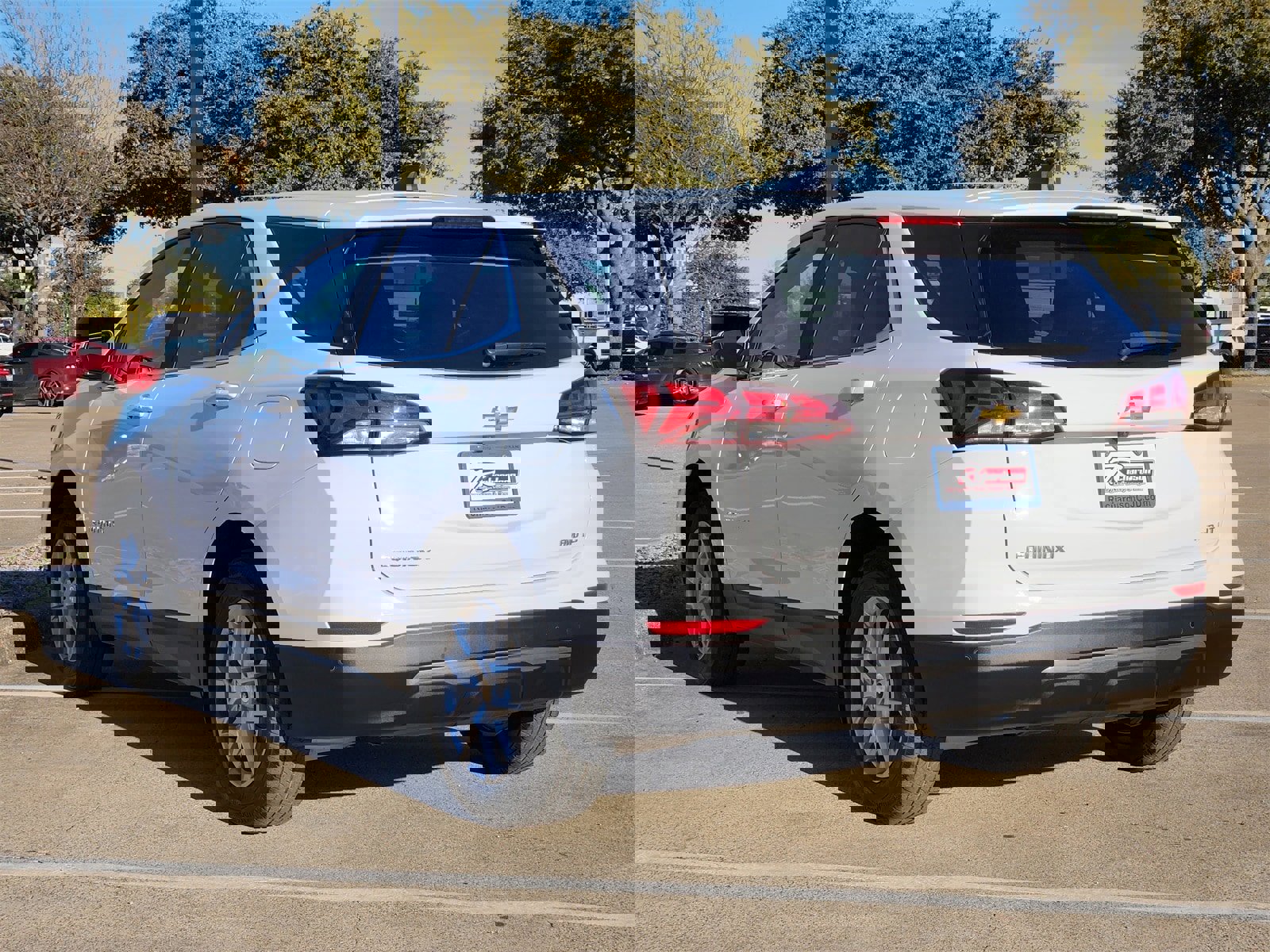 Used 2023 Chevrolet Equinox LT image 4