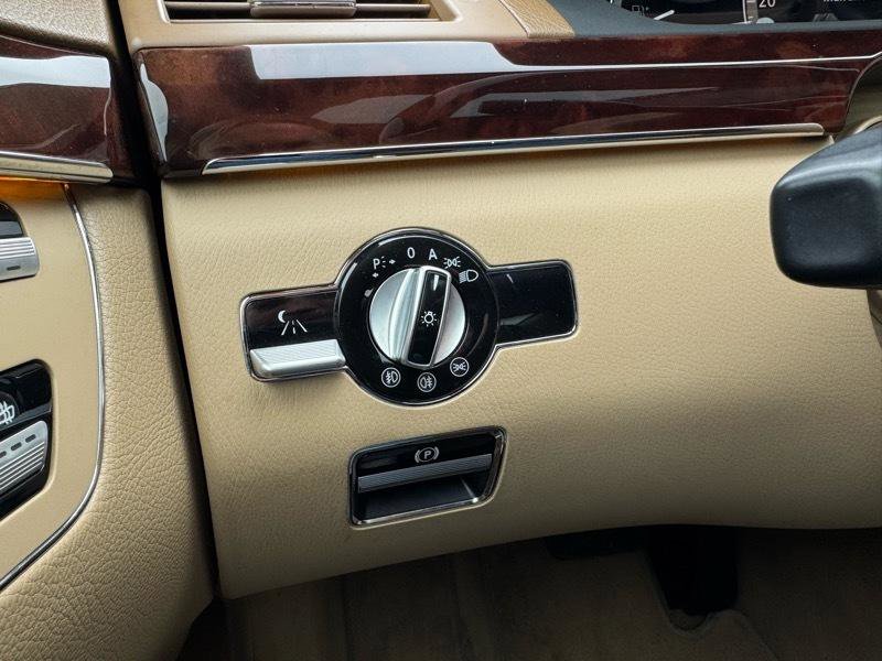 Used 2009 Mercedes-Benz S 550 4MATIC image 30