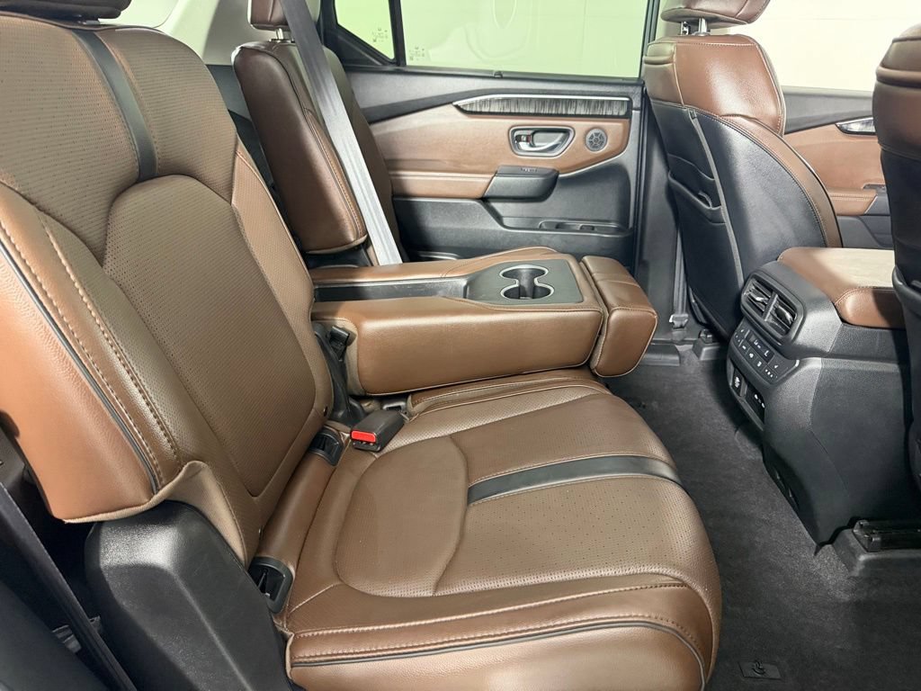 Used 2024 Honda Pilot Elite image 31