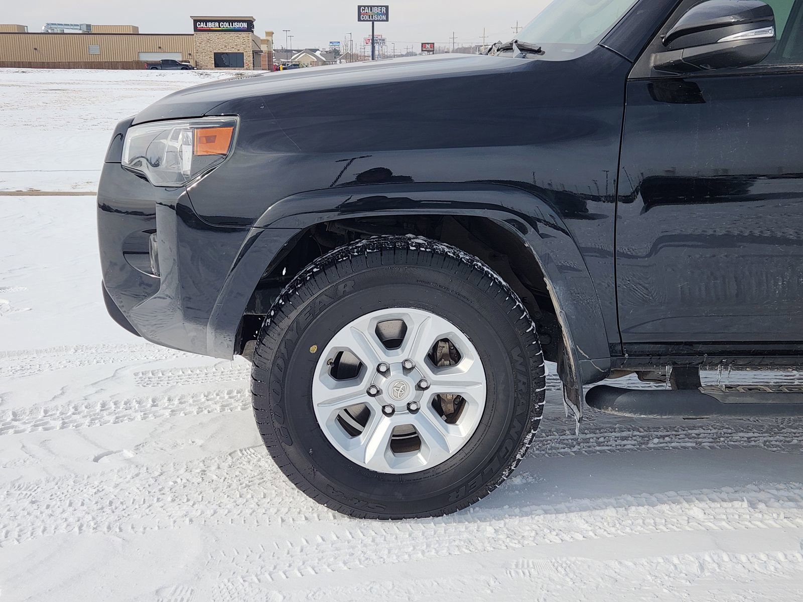 Used 2020 Toyota 4Runner SR5 Premium image 9