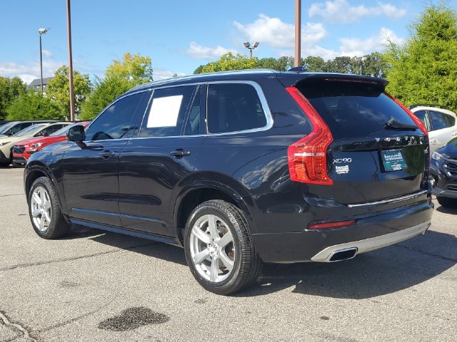 Used 2021 Volvo XC90 T5 Momentum w/ Climate Package FWD image 4