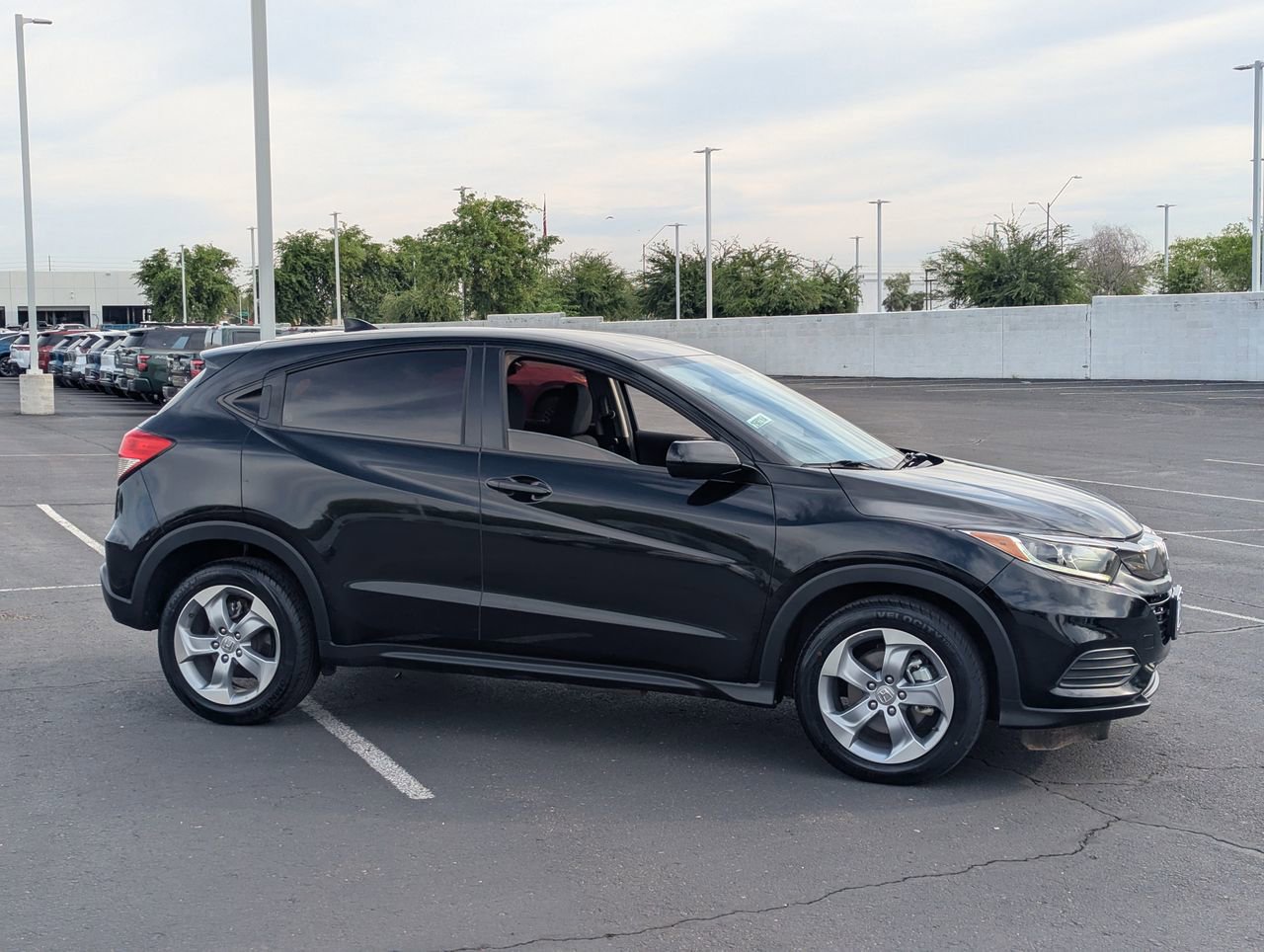 Used 2020 Honda HR-V LX image 9