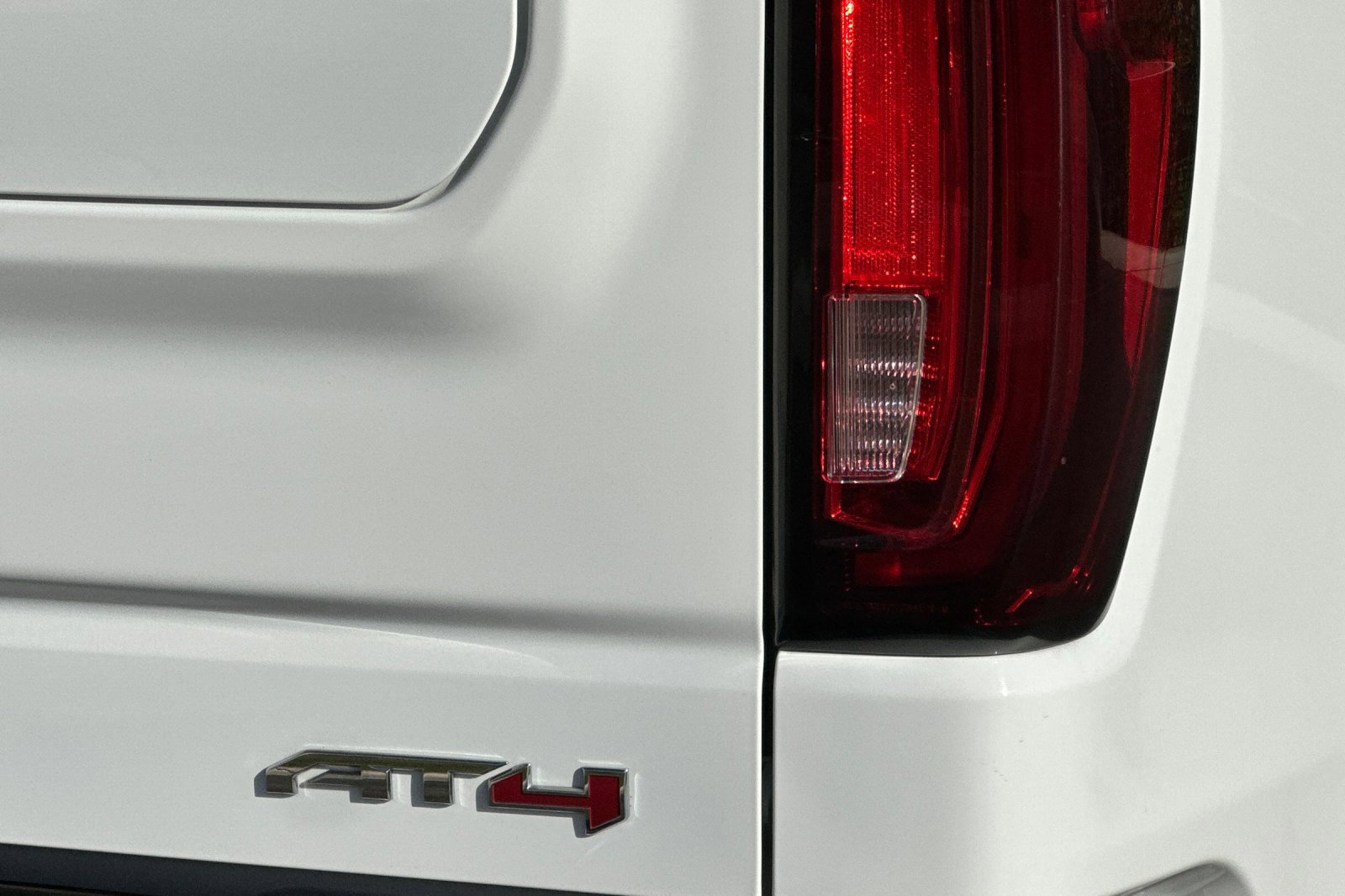Certified 2025 GMC Sierra 1500 AT4 AWD/4WD image 27