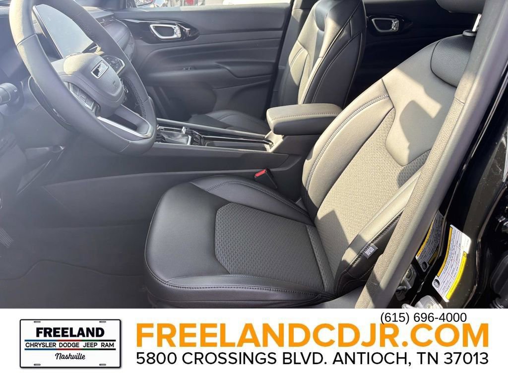 New 2026 Jeep Compass Latitude image 20