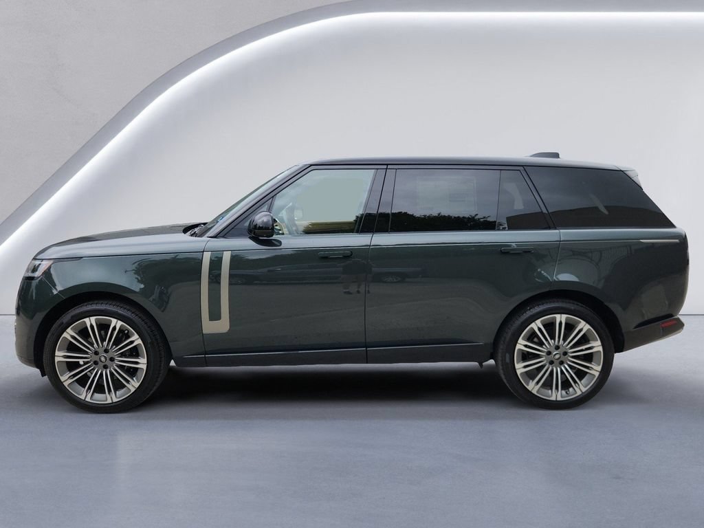 New 2025 Land Rover Range Rover Long Wheelbase SE AWD/4WD image 3