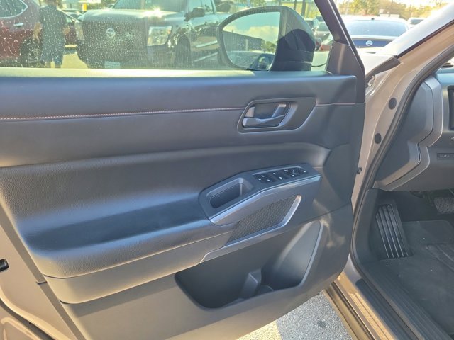 Certified 2023 Nissan Pathfinder Rock Creek image 26