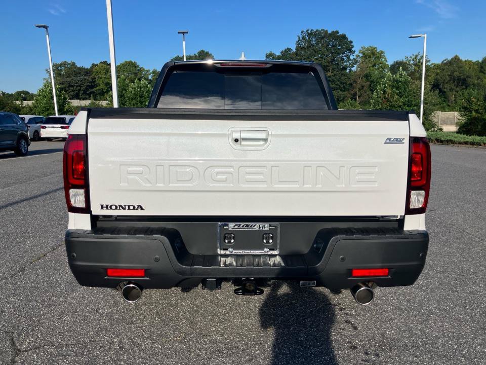 New 2026 Honda Ridgeline Black Edition image 14