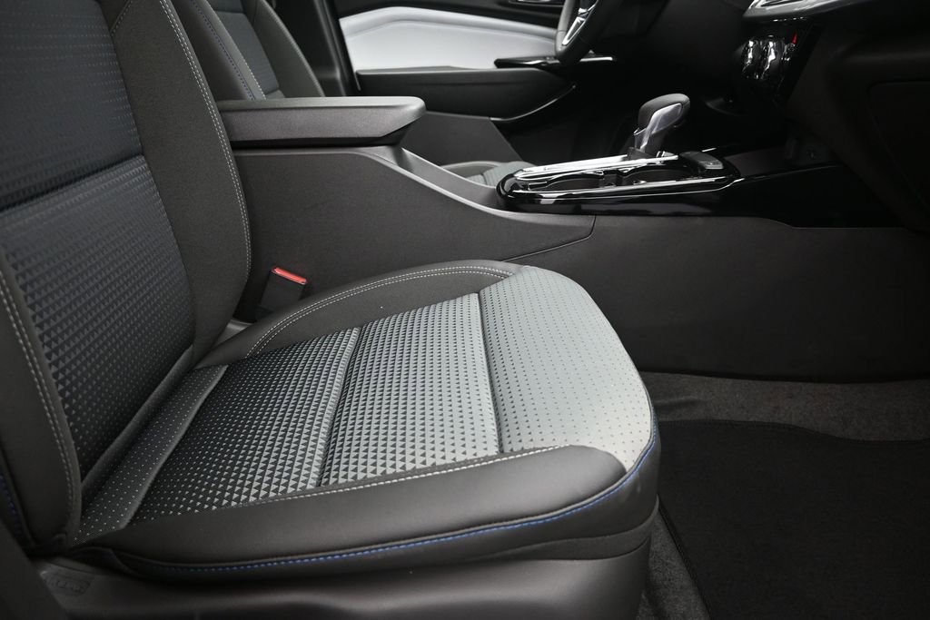 New 2026 Chevrolet Trax LT w/ LT Convenience Package FWD image 24