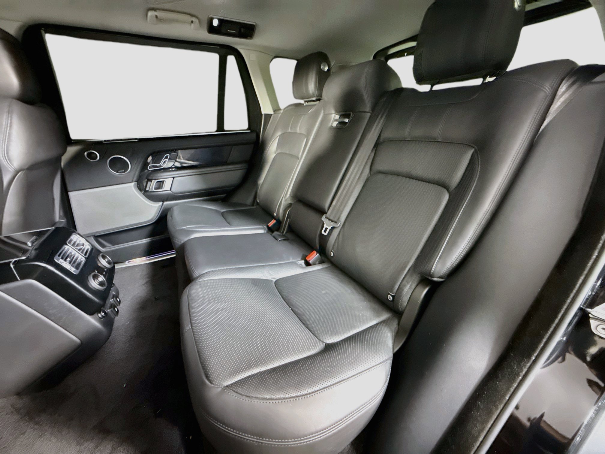 Used 2020 Land Rover Range Rover Long Wheelbase HSE AWD/4WD image 25