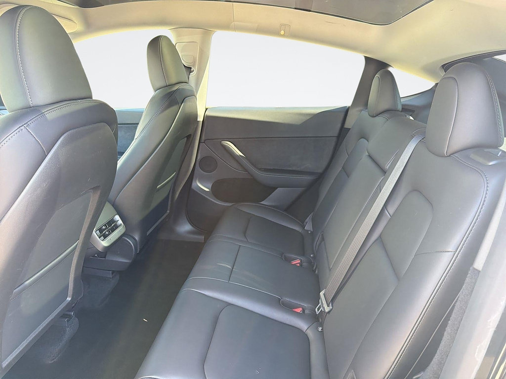 Used 2024 Tesla Model Y Long Range RWD image 25