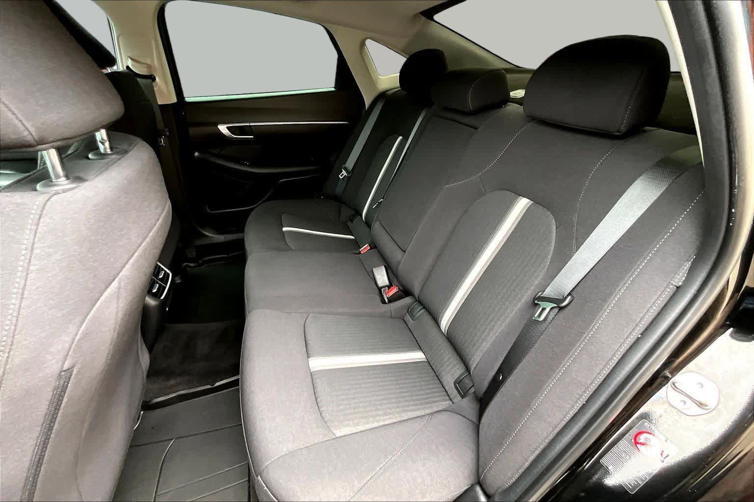 Used 2023 Hyundai Sonata SEL w/ Convenience Package FWD image 21