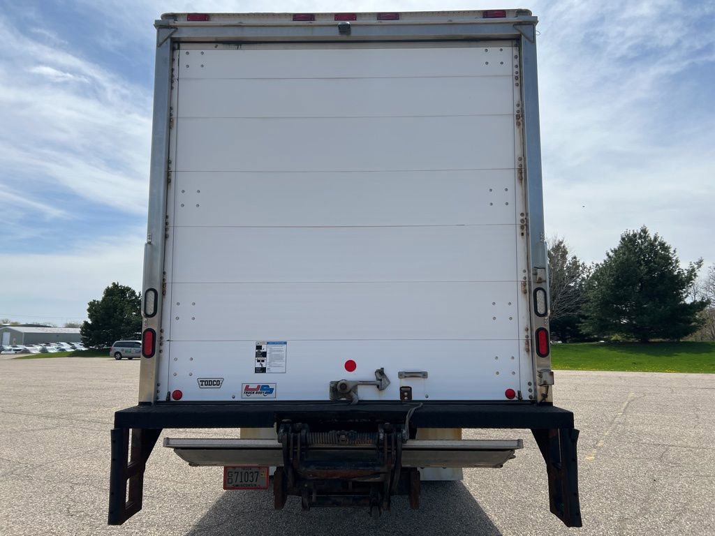 Used 2016 Ford F650 2WD Regular Cab Super Duty image 5
