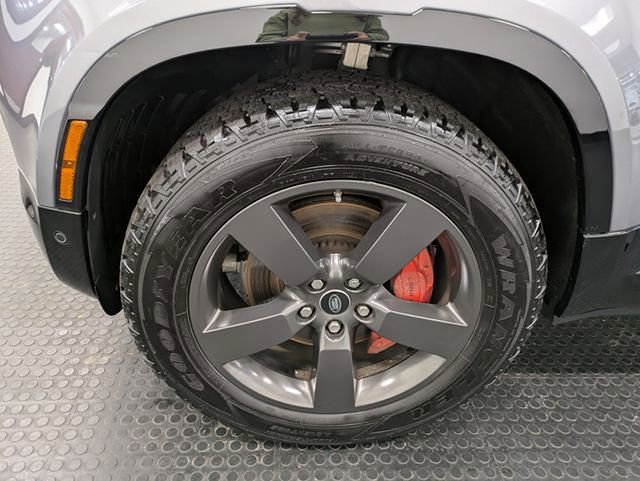 Used 2020 Land Rover Defender 110 X image 7