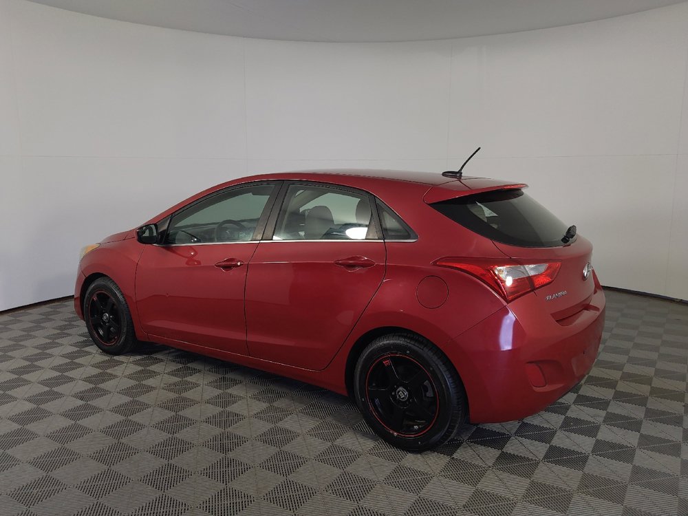 Used 2016 Hyundai Elantra GT FWD image 3