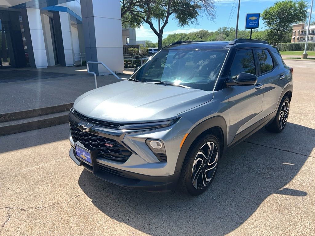 Used 2025 Chevrolet TrailBlazer RS w/ Convenience Package image 2