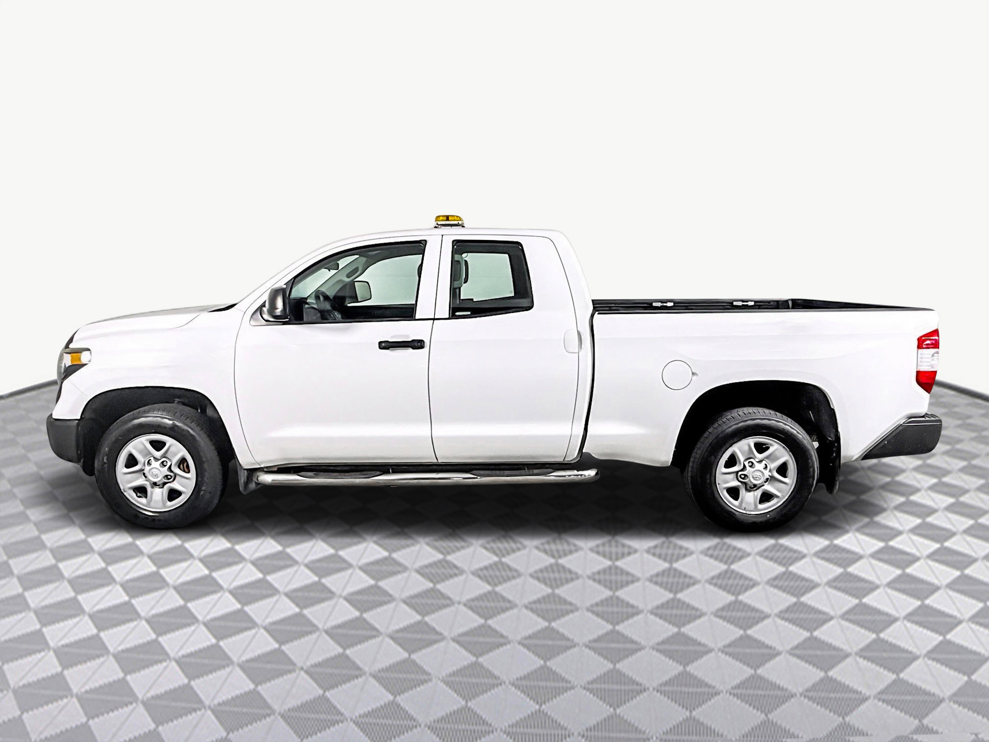 Used 2018 Toyota Tundra Limited image 6