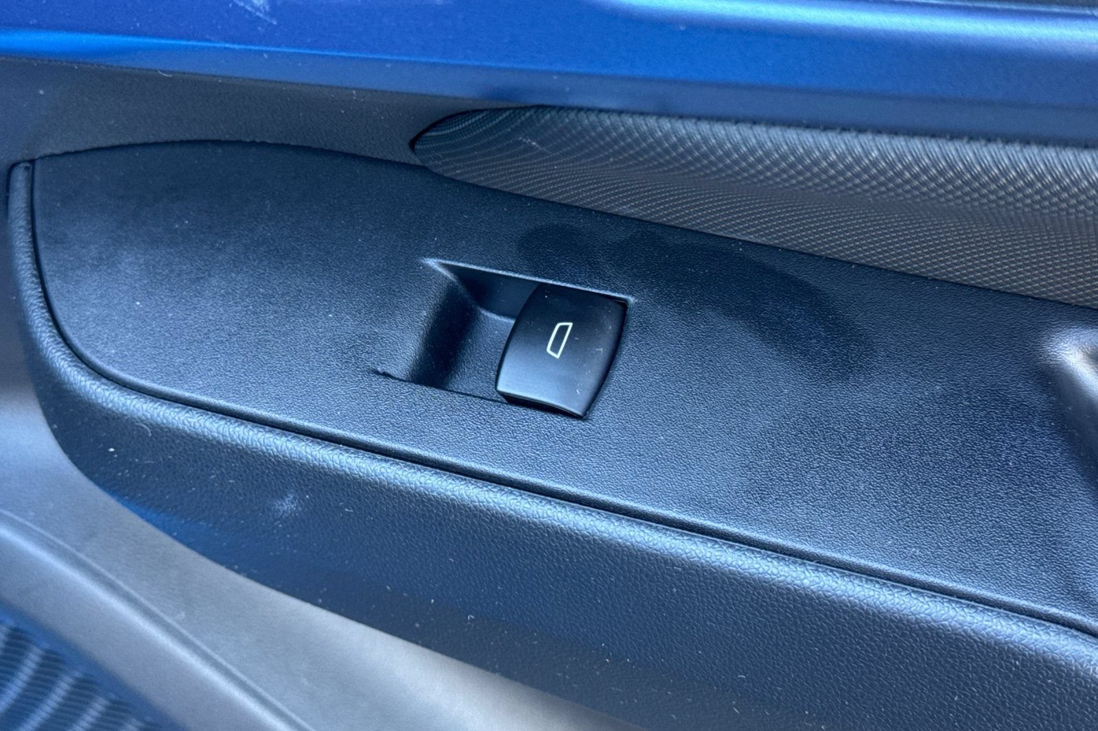 Used 2026 Chevrolet Equinox EV LT FWD image 23
