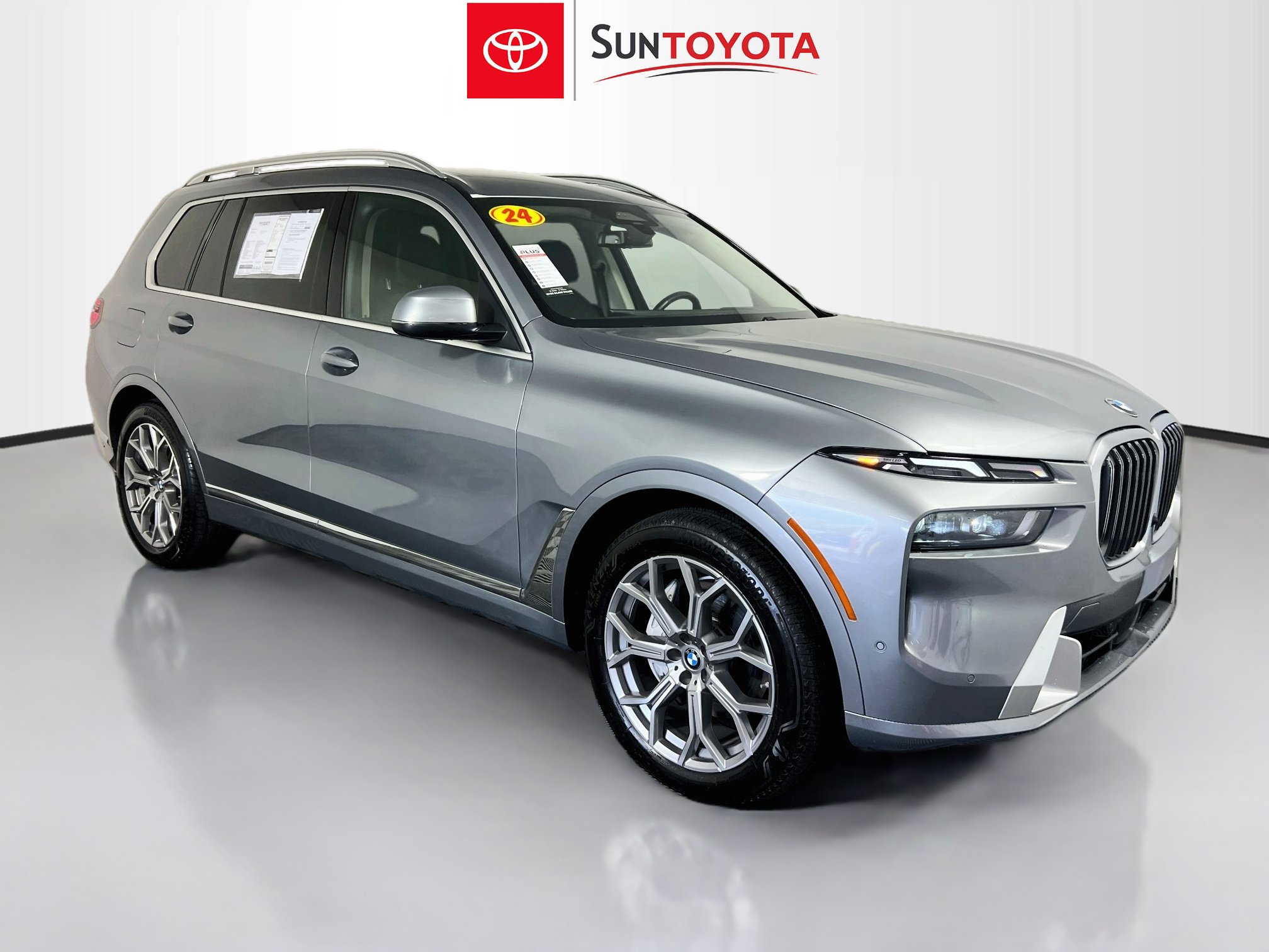 Used 2024 BMW X7 xDrive40i AWD/4WD image 1