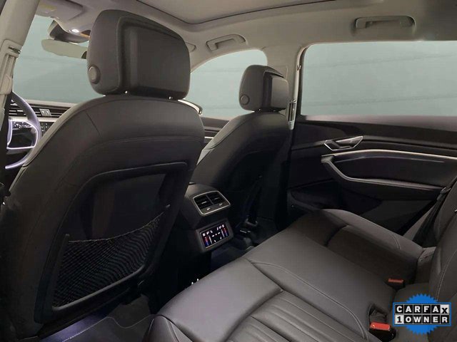 Used 2023 Audi e-tron Premium Plus image 70