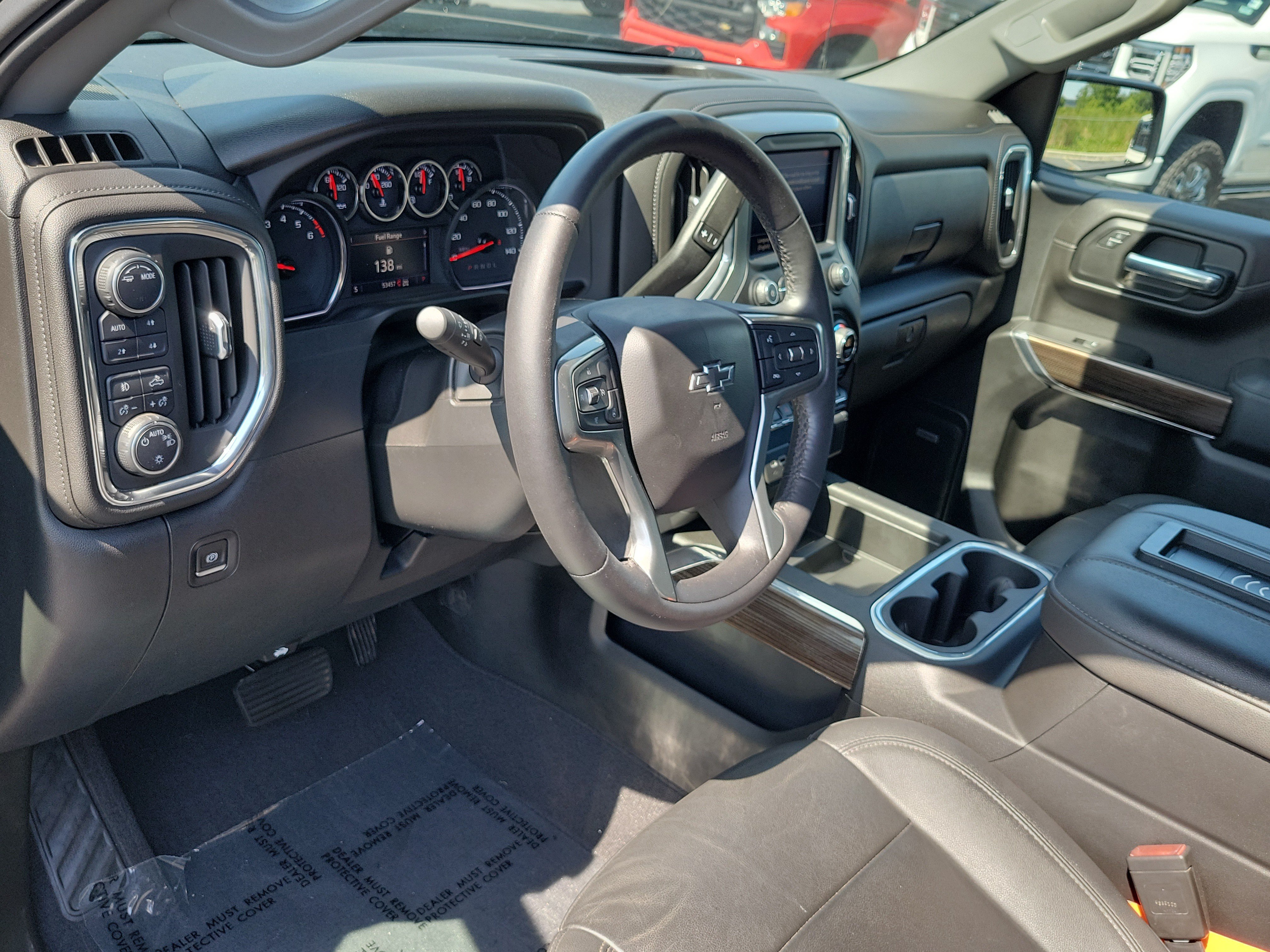 Used 2021 Chevrolet Silverado 1500 LT Trail Boss w/ Convenience Package II AWD/4WD image 19